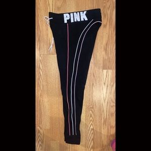 Victoria’s Secret pink leggings